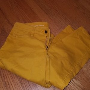 LOFT 30/10 Curvy Skinny Yellow Jeans (Tall)